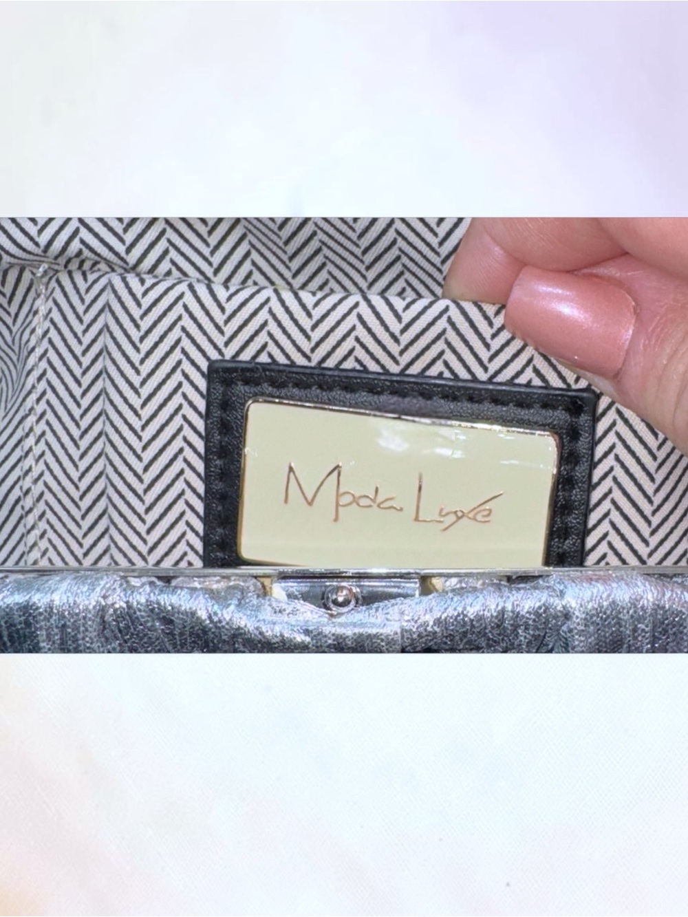 Moda Luxe l Rare l Silver Clutch, Purse, Bag l Removable Chain Strap l NWT - Picture 7 of 14